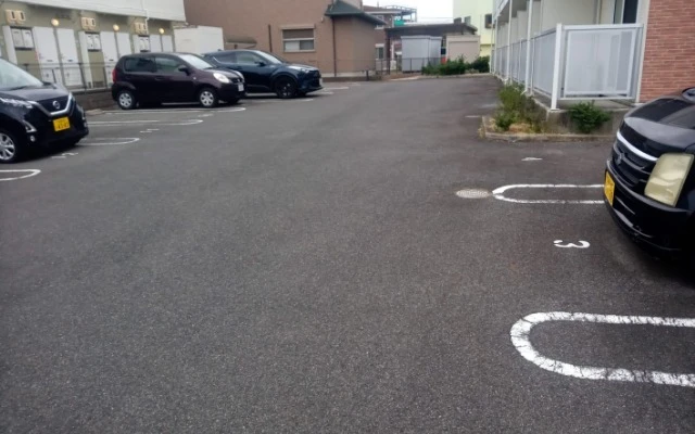 レオパレス槙 2