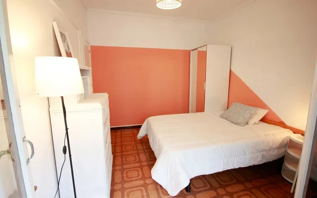 Carrer de Sicilia Barcelona 08013 Spain 2