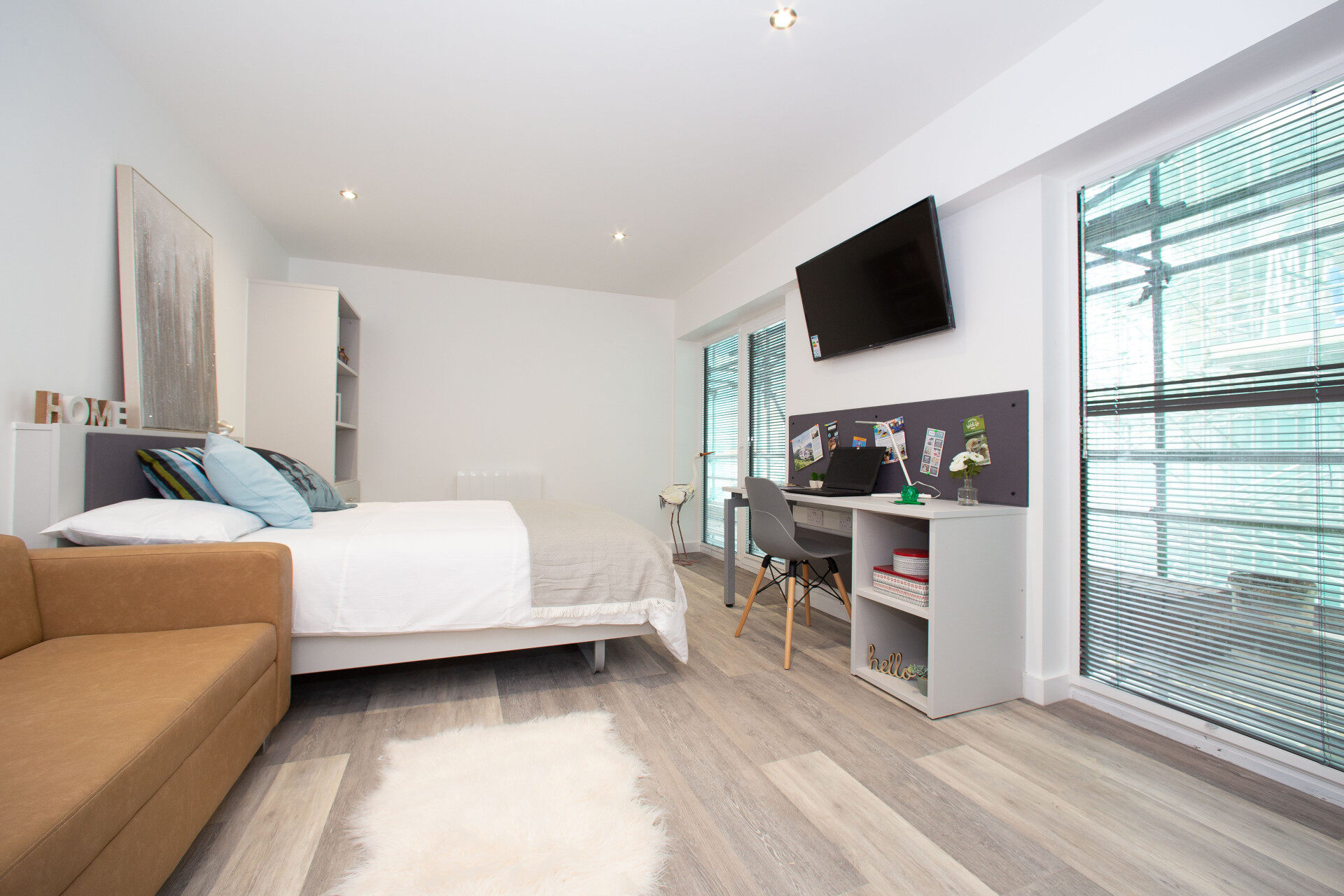 Silver Plus Studio(floor  1&2)