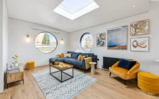 Cheyne Walk, London, SW10 0DG 0