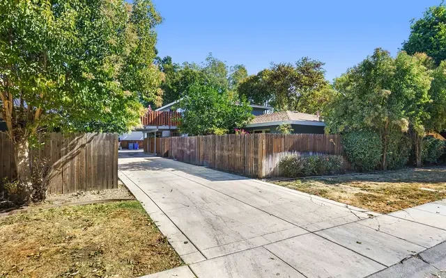 828 D Street 1