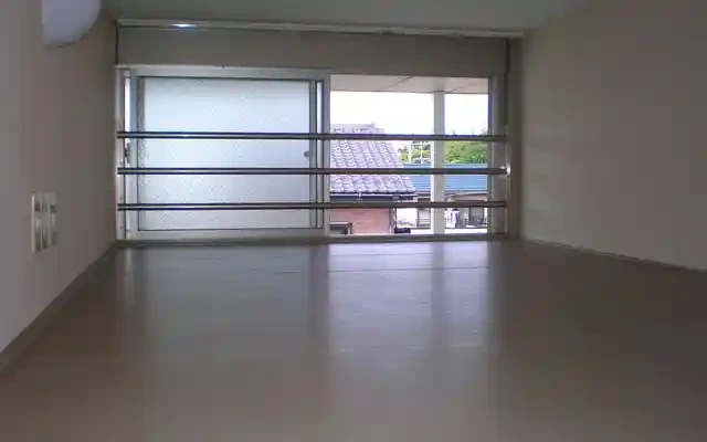 レオパレス城ノ内 - 龍崎市の学生向け宿泊施設 - 103号房间(带独立厨房)