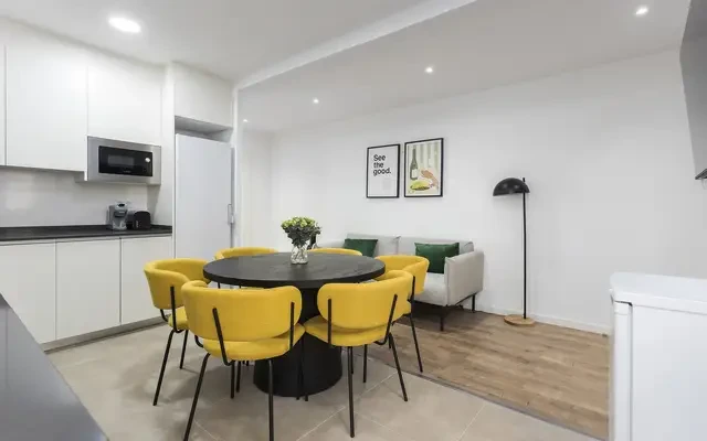 apartment near Roger de flor 4