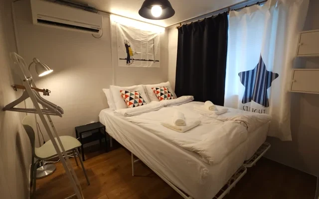 8min walk to  Hongdae/Yonsei Yniv. Comfy Corner 0