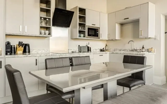 LH-Nightingale Mansions 1