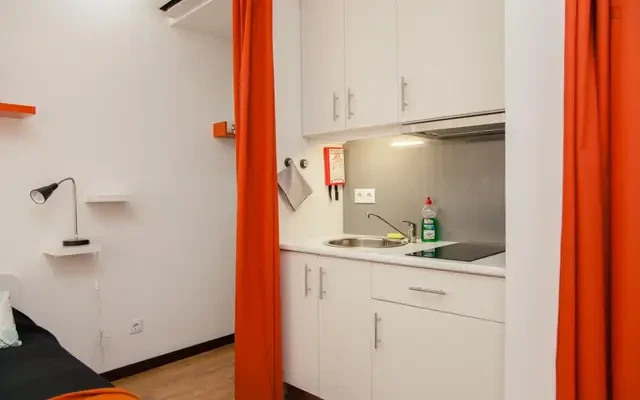 studio in Lower Town - Coimbra student accommodation