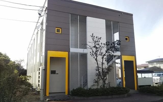 レオパレスサンハイム松園 0