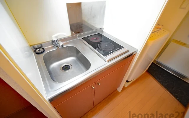 レオパレスサンライズ - ที่พักนักศึกษาในเมืองใหม่