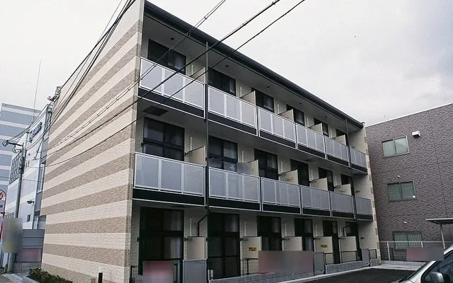 レオパレスオキツモ 0