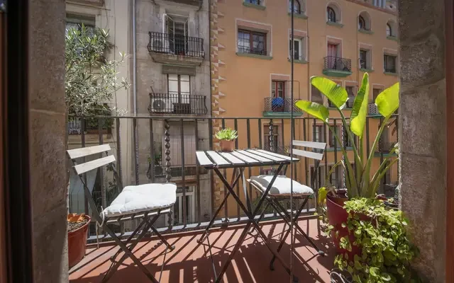 studio in Gothic Quarter 3