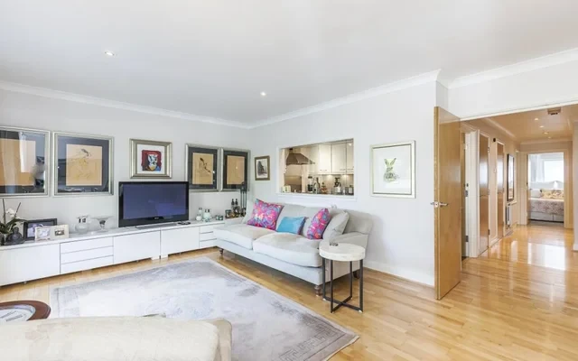 LH-Providence Square 1