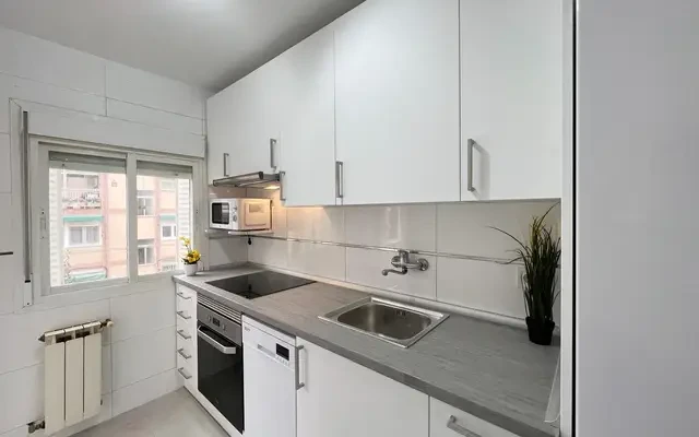 apartment near Calle de San Dacio 2