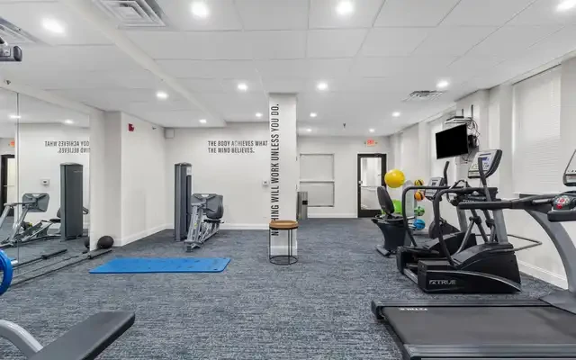 The Delmonte Apartments - St. Louis student accommodation - Gym