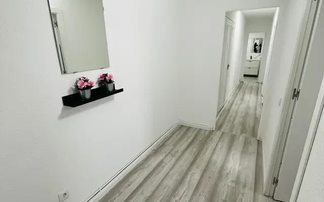 apartment near C. del Parque Eugenia de Montijo 0