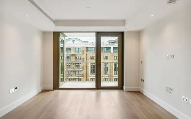 Warwick Lane, London, W14 8FN 2