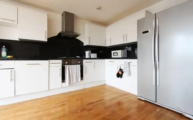 apartment in Limehouse 4