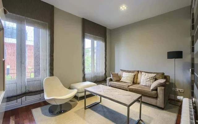 Ayala 2