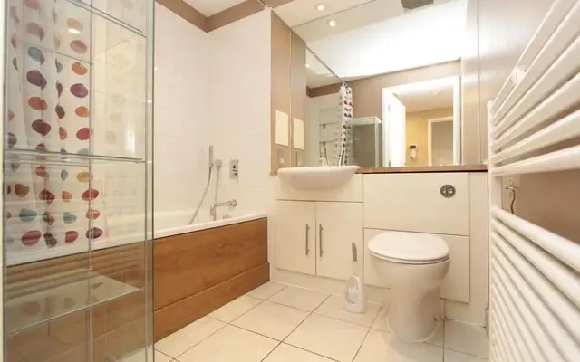 apartment near Metcalfe Court, John Harrison Way 4