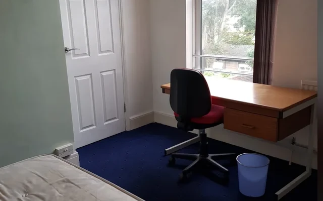 Holberry Close S10 3