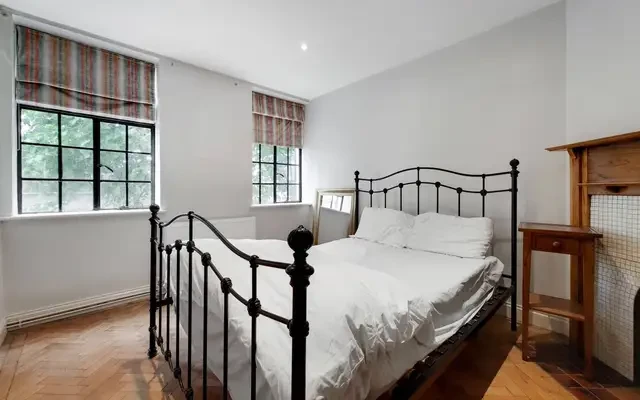 Vanston Place, Fulham Broadway, SW6 1