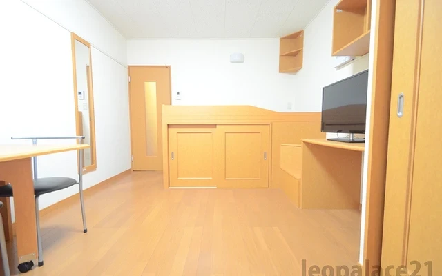 レオパレス川島 3