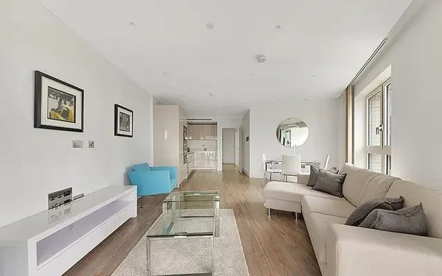 Wiverton Tower, New Drum Street, Aldgate, London, E1 7AT 0