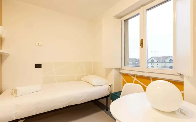 Milano-Corso Magenta Studio 1