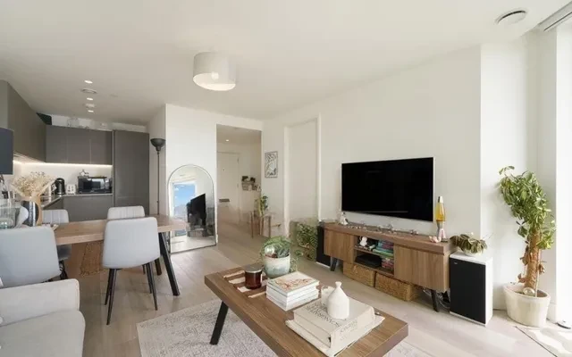 LH-Hale Works Apartments - chỗ ở sinh viên tại Luân Đôn