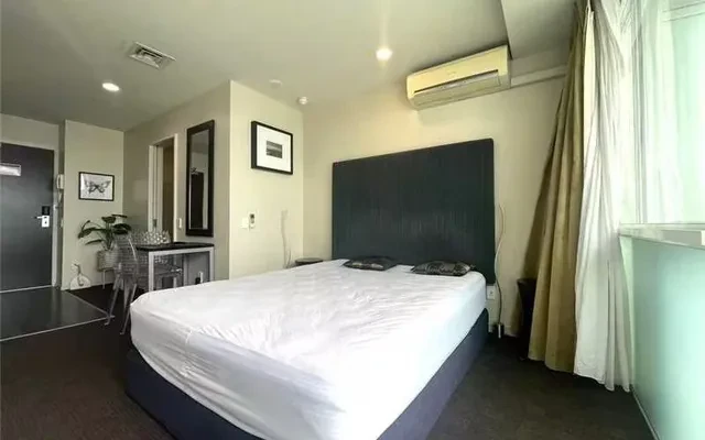 10 Waterloo Quadrant 4