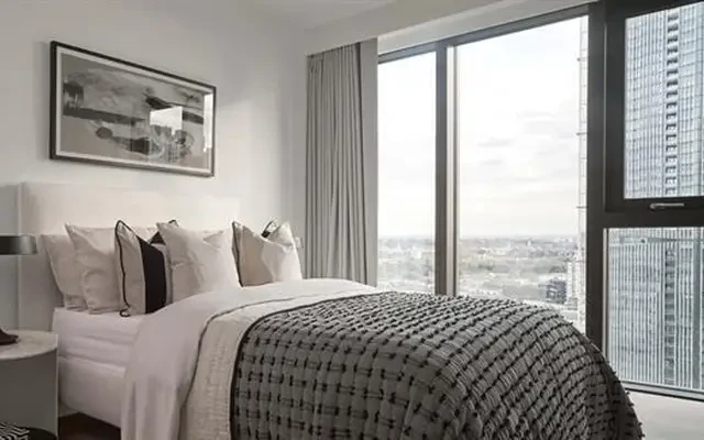 George Street, London, E14 9QG 3