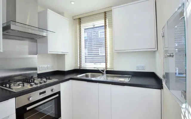 LH-Stanhope Mews East 4