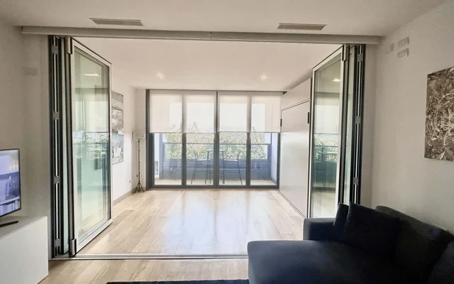 Monolocale al 22° piano nel grattacielo di lusso Eurosky a Roma 1