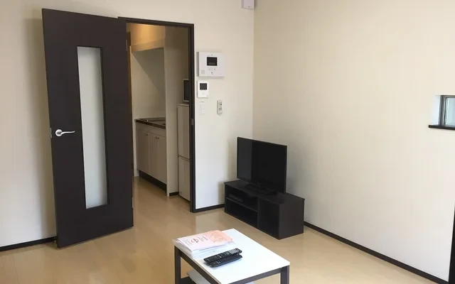 クレイノ吹上 102号室 1