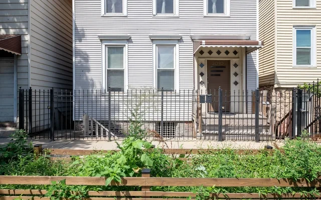 2010 S Loomis Street 2