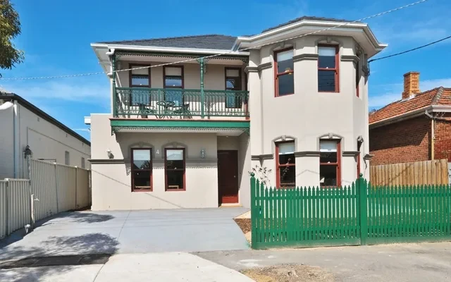 4 Carnarvon St, Brunswick 0