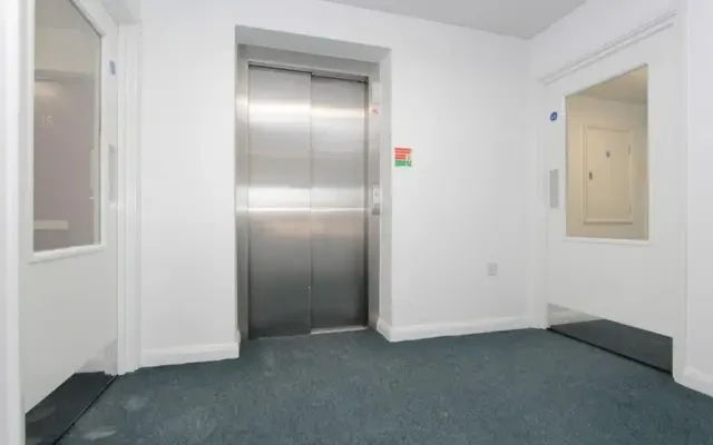 apartment near Ariel Apartments,1 Crediton Road 3