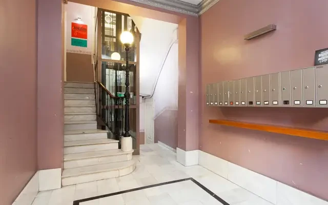 apartment near Carrer de Fontanella 0