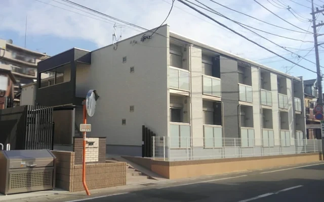 ファミーユ東大宮 0