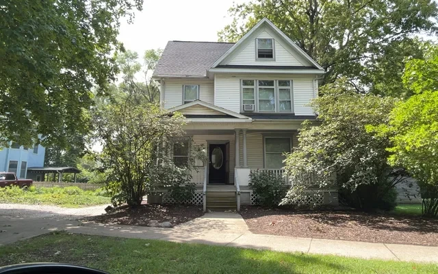 413 W Main Street - 1, Urbana, IL 61801 3