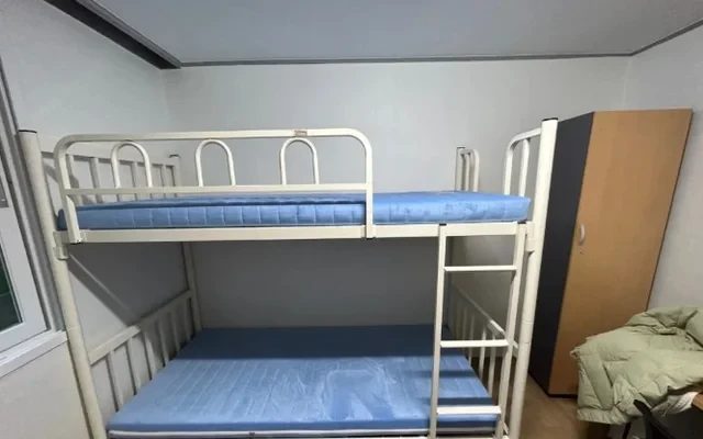 Sinchon No.15 Apartment 2