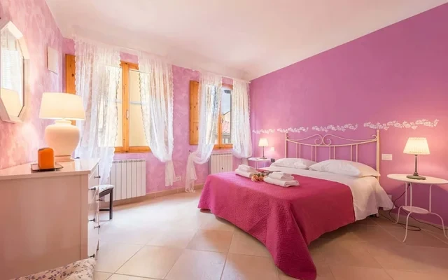 Colorful Sant'Ambrogio 0