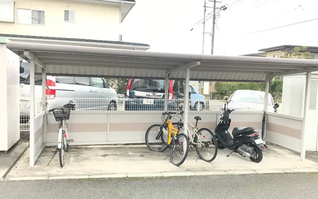 レオパレスセントラル 4