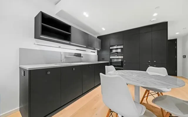 LH-The levett building 3