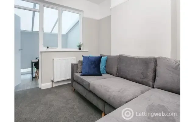 Dominion Road, Fishponds, Bristol, BS16 3EW, Bristol, England 4