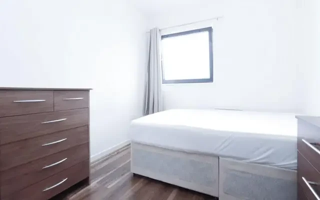 apartment in Limehouse 4