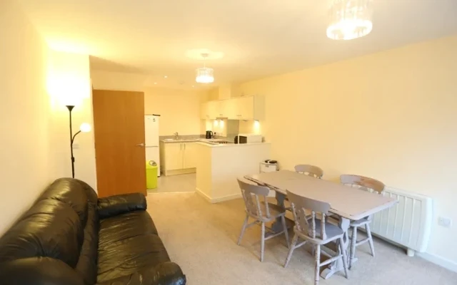 Entire Place·1B1B···30 Marlborough House, Queen Street 3