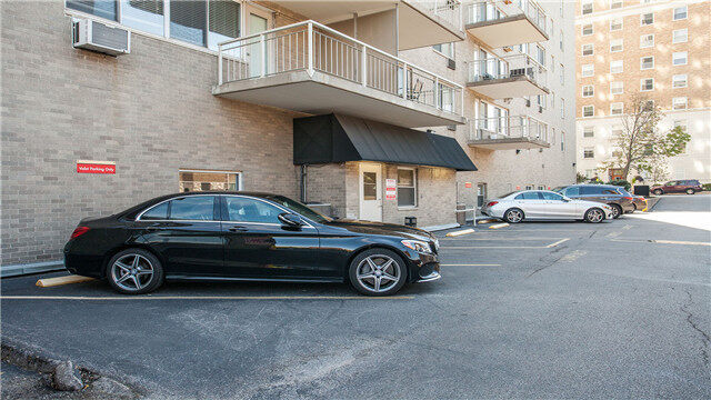 Dorchester - St. Louis Apartments 3