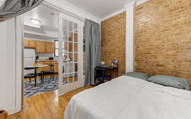 The Lexington House 0