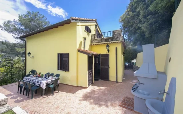 Villa Monte Enrico - Localita Gantin 1