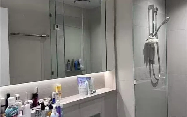 628 Flinders Street 3